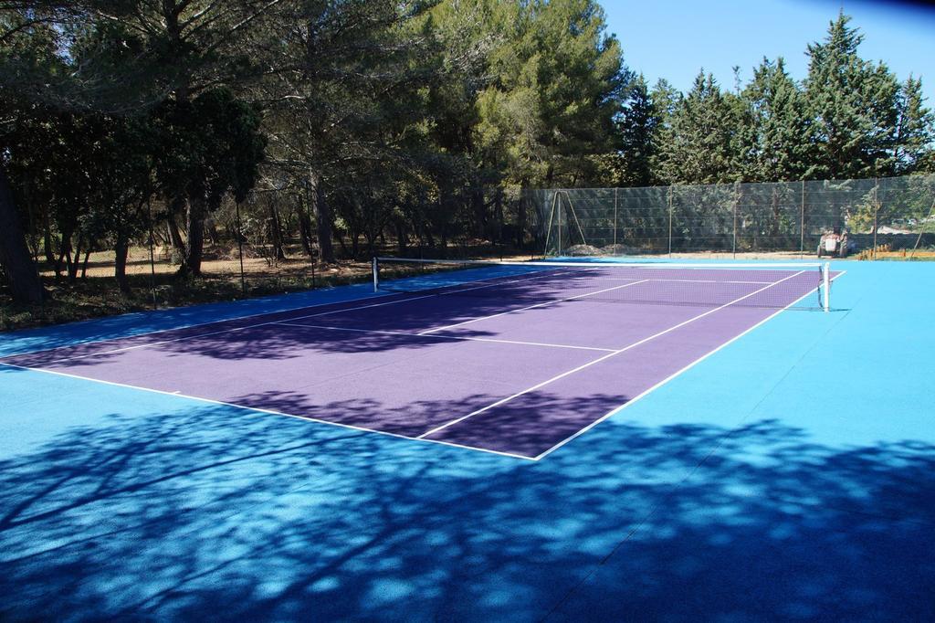 Holiday home Le Domaine D'alezen Grans